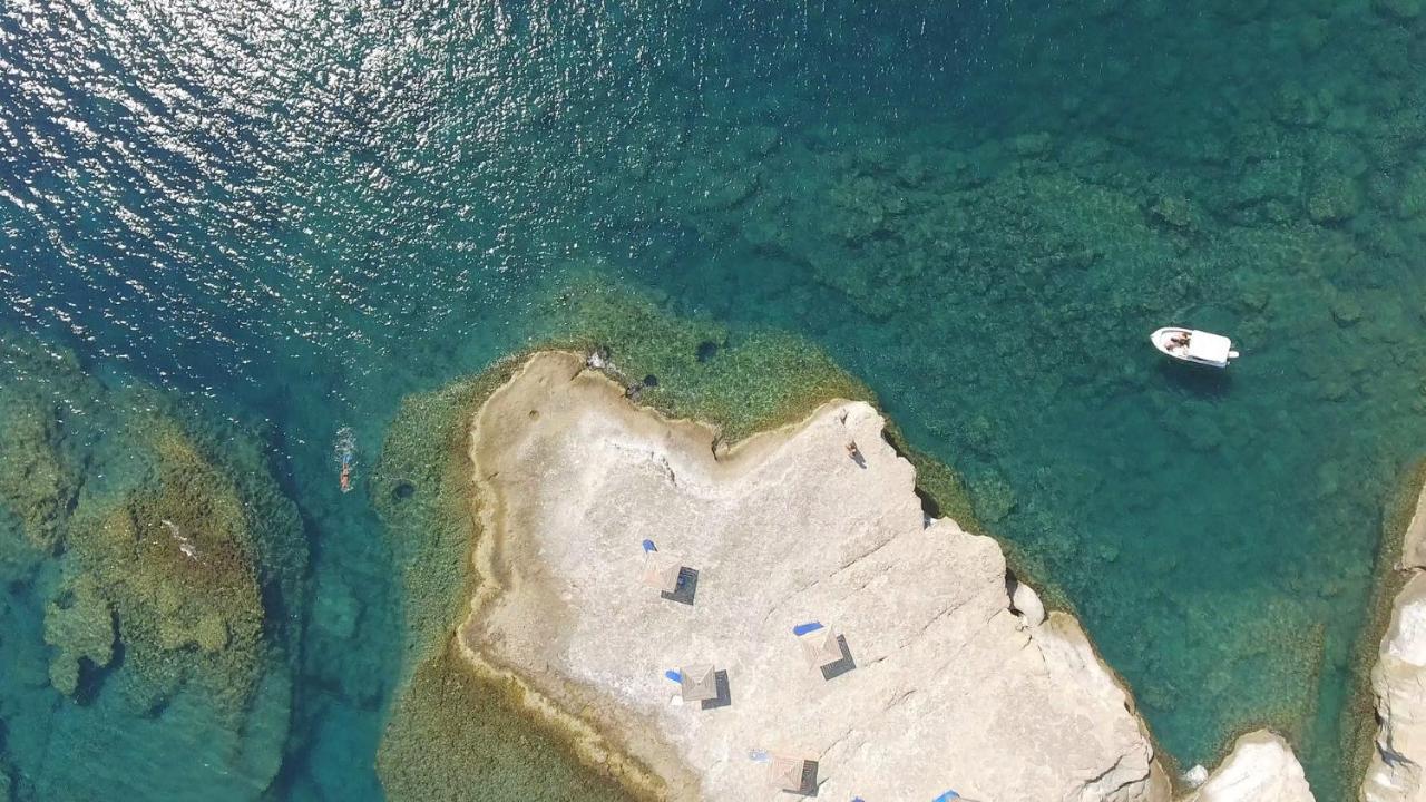 Villa Neptune Livathos  外观 照片
