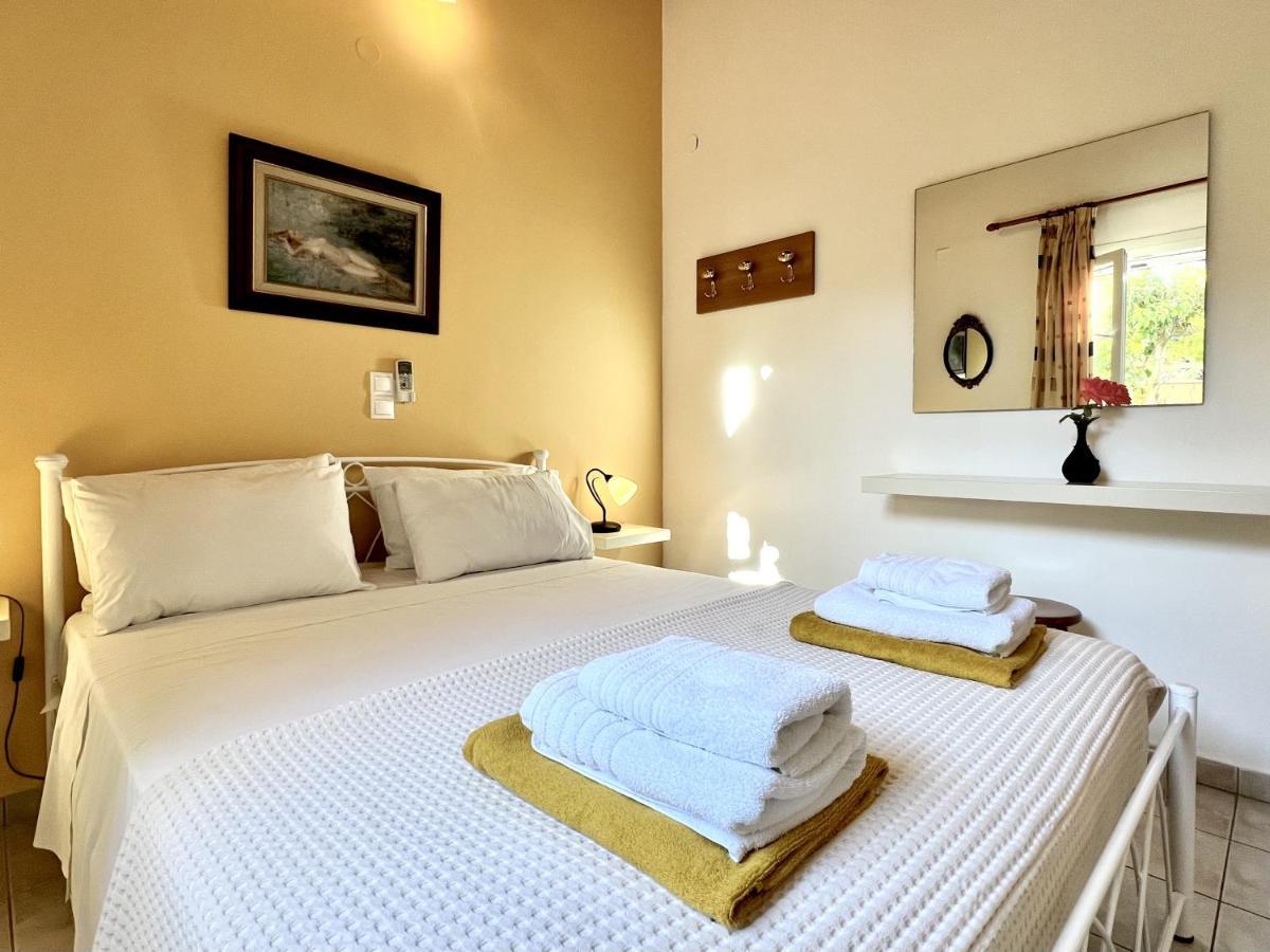 Villa Neptune Livathos  外观 照片