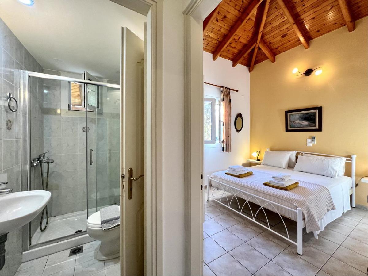 Villa Neptune Livathos  外观 照片